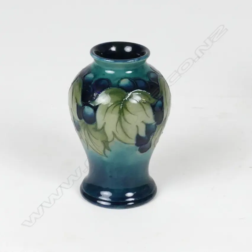 A small Moorcroft 'Leaves and Berries' vase Image 1++