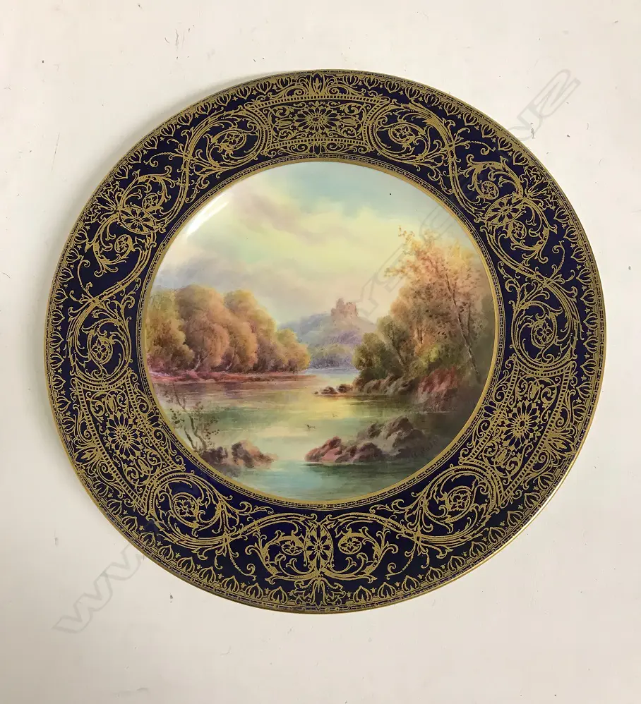 A Royal Worcester cabinet plate Image 1++