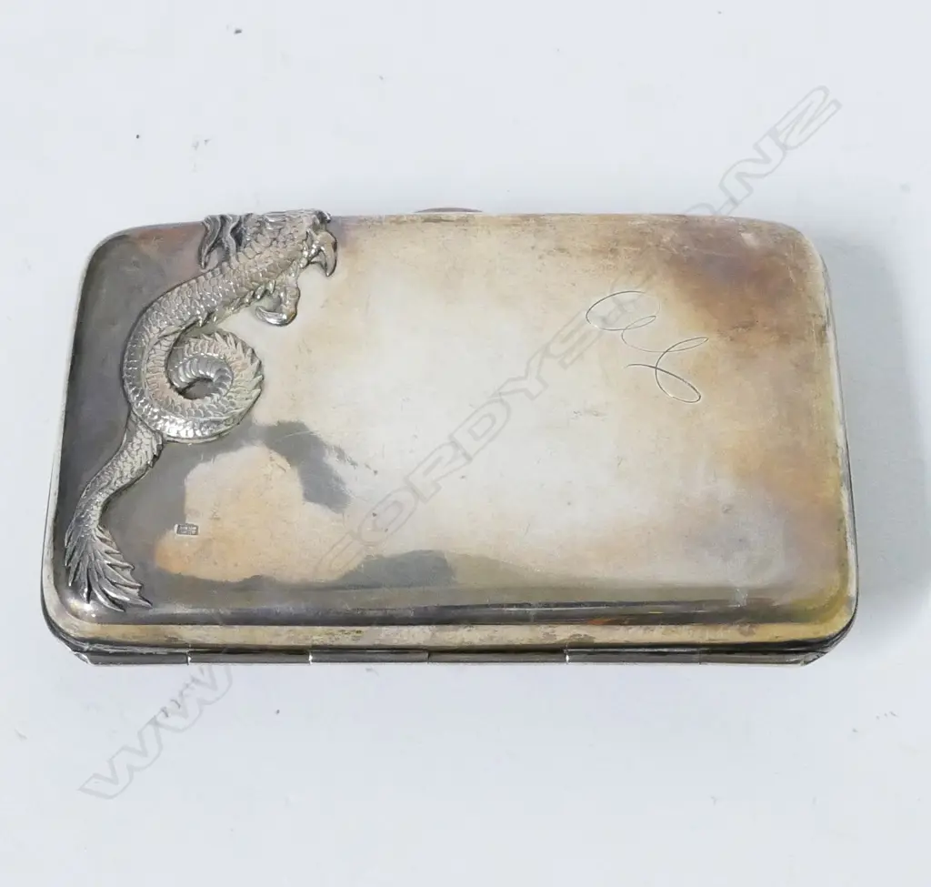 A Chinese silver cigar case Image 1++