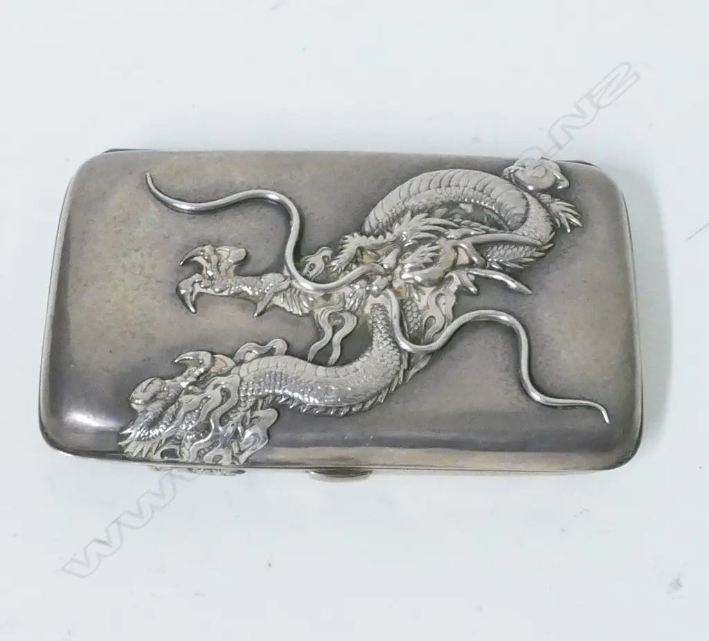 A Chinese silver cigar case Image 1++