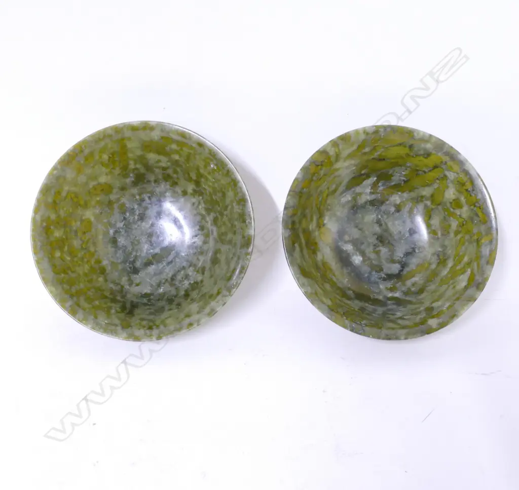 A pair of Chinese spinach green jade bowls Image 1++