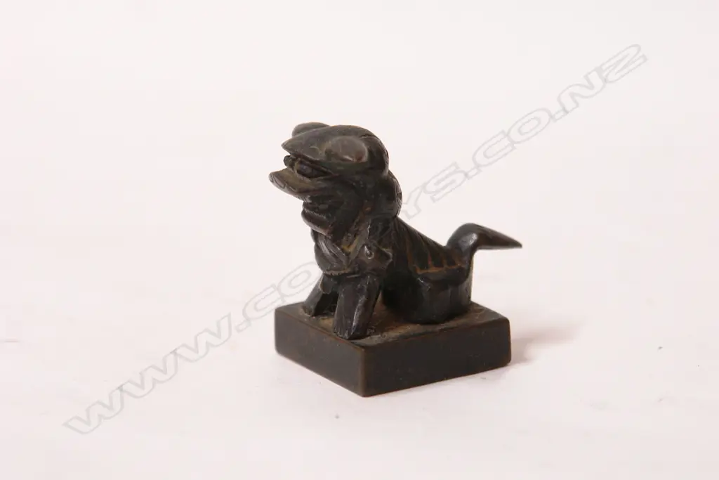 An old bronze foo dog seal Image 1++