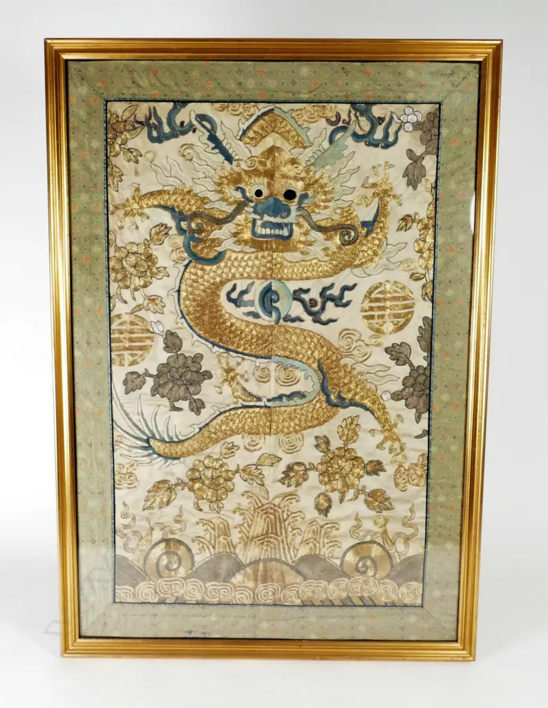 A Chinese gold thread embroidered panel Image 1++