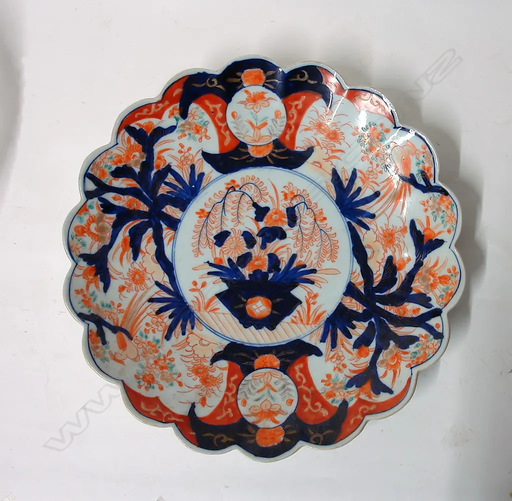 An old Japanese Imari charger Image 1++