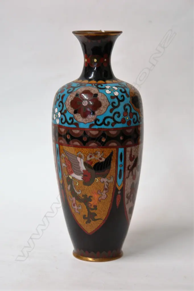 An old cloisonné  vase Image 1++