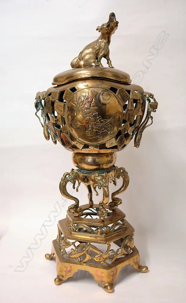 An impressive large Meiji period Japanese brass temple censer Image 1++