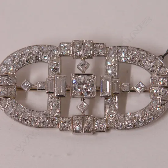 An impressive Art Deco platinum 18ct. white gold and diamond brooch