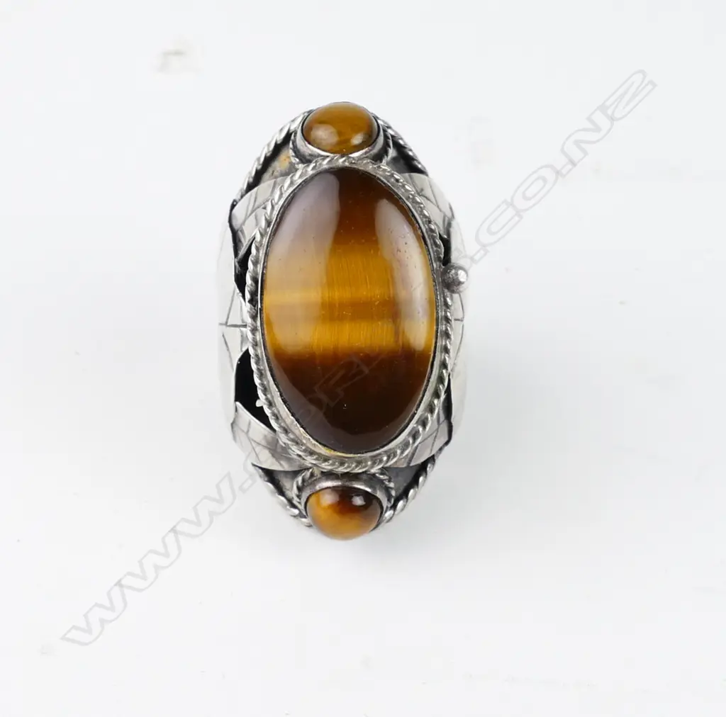 A vintage Mexican silver 'poison' ring Image 1++