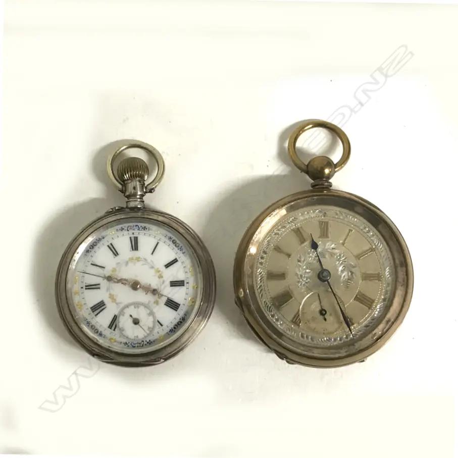 Two antique pocket watches Image 1++