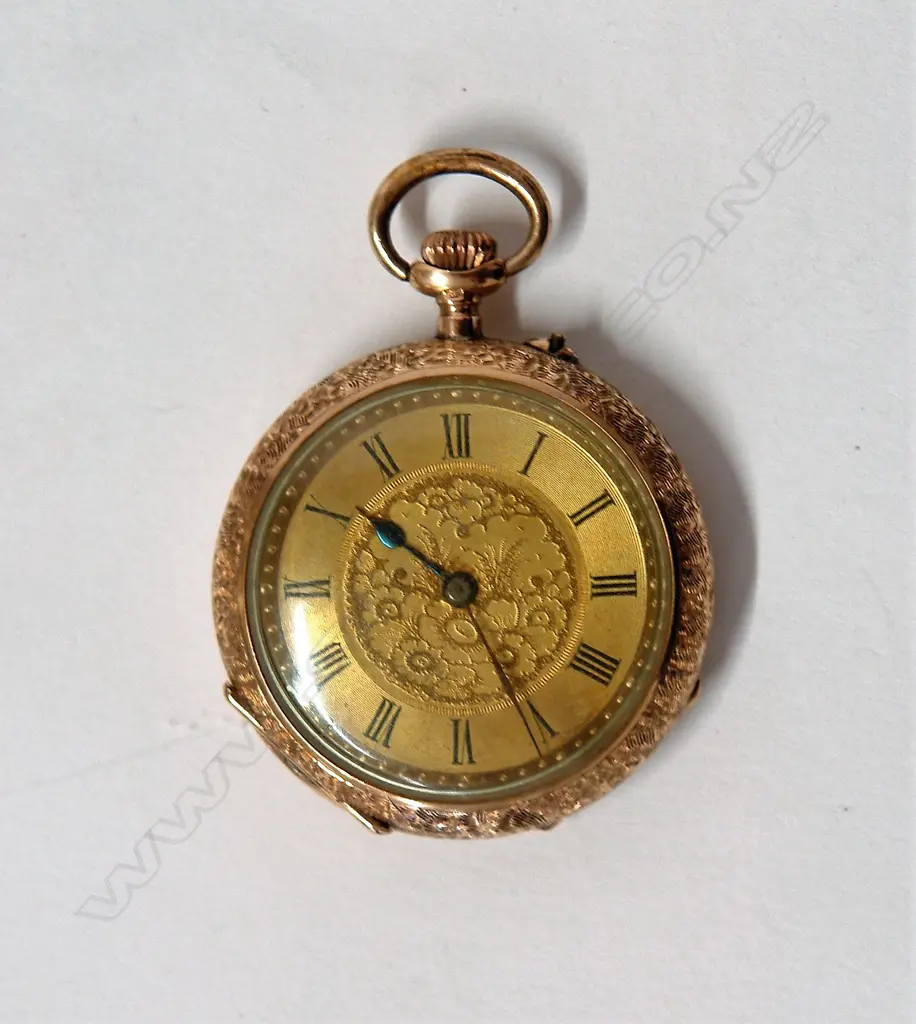 An early 20thC lady's 14ct. yellow gold open face pocket watch Image 1++