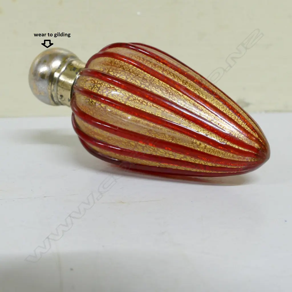 A Victorian silver ruby glass perfume bottle Image 1++