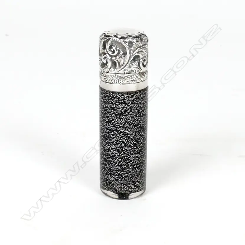 A rare silver top and speckled glass scent bottle Image 1++