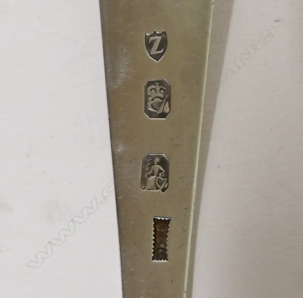 An Irish silver pie spoon Image 1++