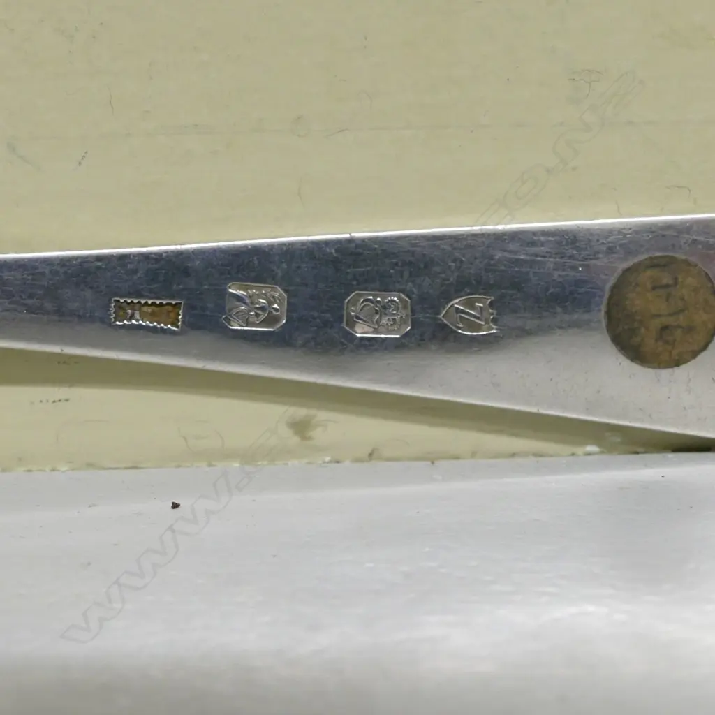 An Irish silver pie spoon Image 1++