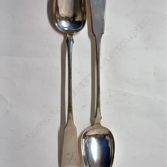 A pair of George IV Scottish silver pie spoons