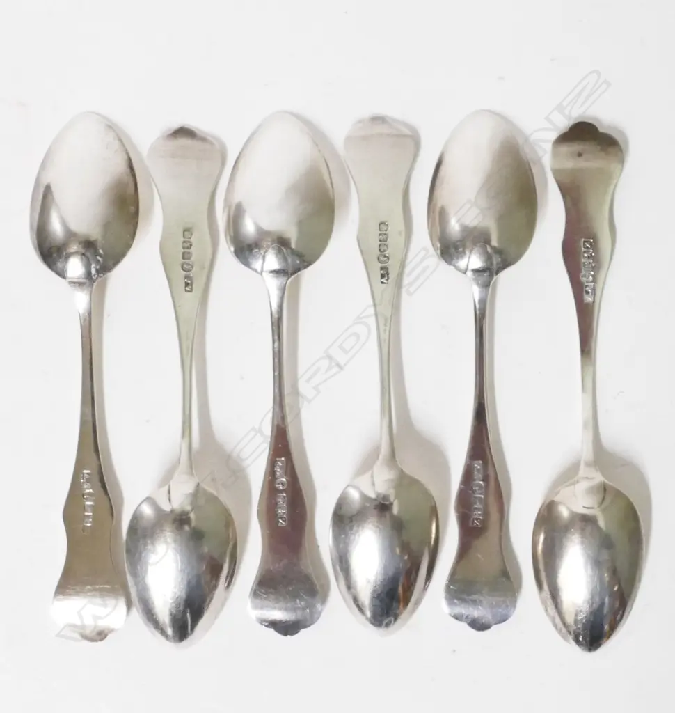 A set of six Victorian Scottish single-struck King's pattern silver teaspoons Image 1++