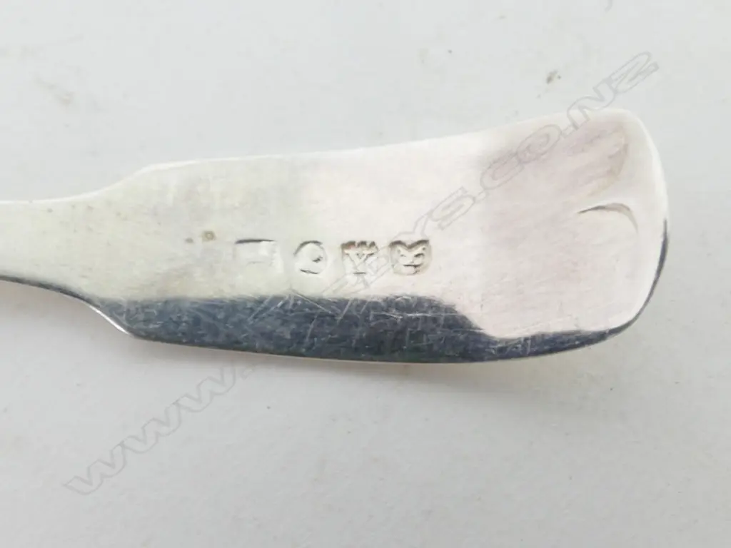 A Canadian fiddle pattern silver sauce ladle Image 1++