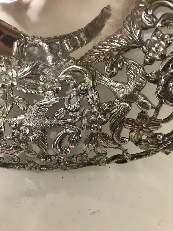 An Edwardian silver bowl Image 1++