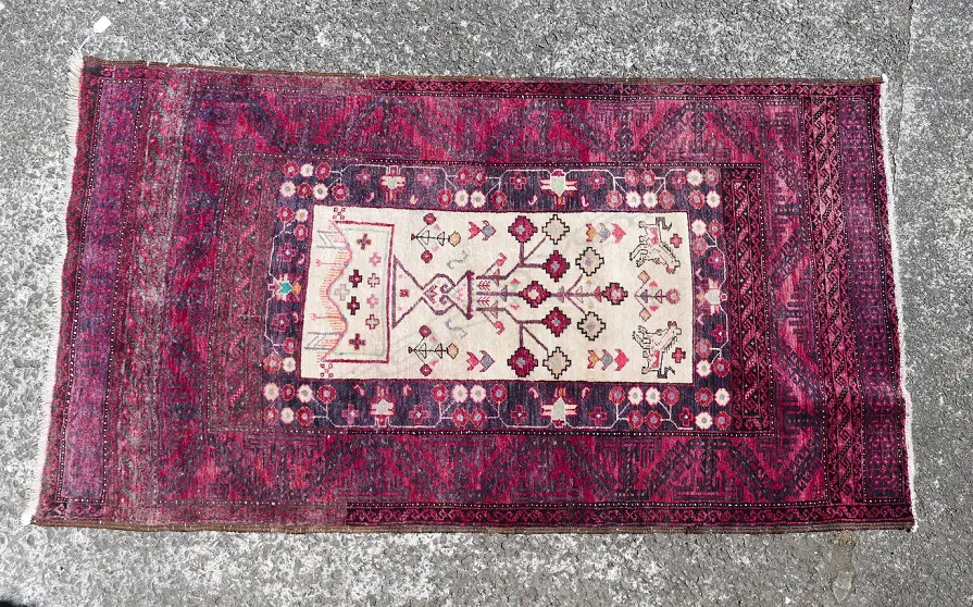 A Tribal Baluchi rug Image 1++
