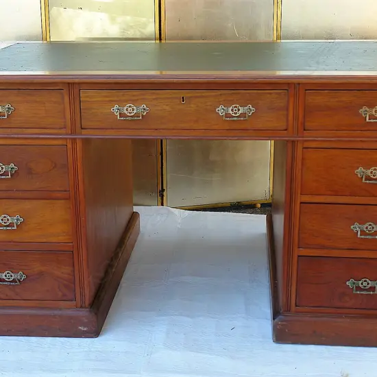 A New Zealand kauri and cedar partners' desk