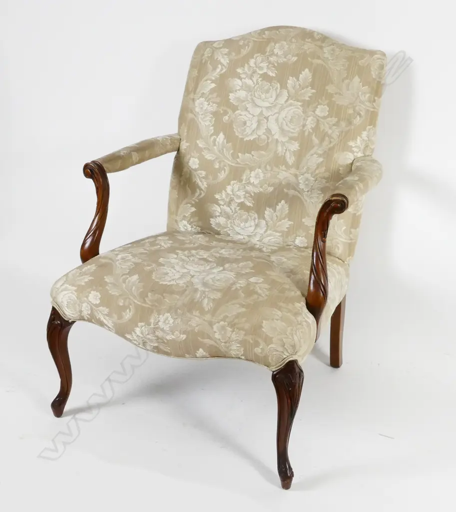 A French style walnut framed fauteuil Image 1++