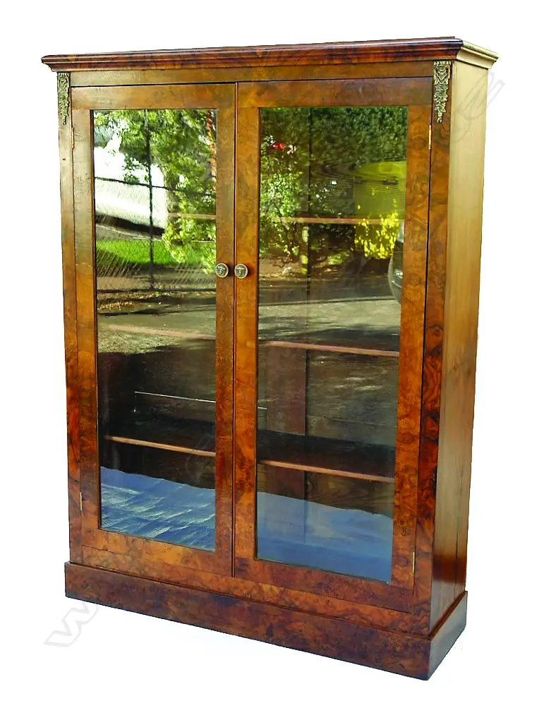 A walnut floor standing bookcase in the French manner Image 1++