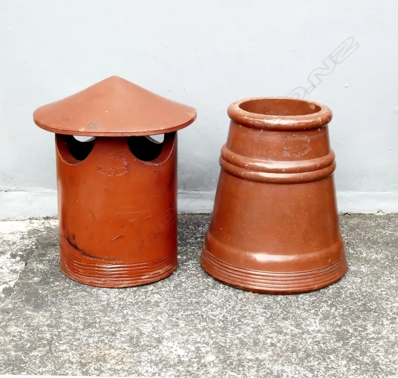 Two vintage chimney pots Image 1++