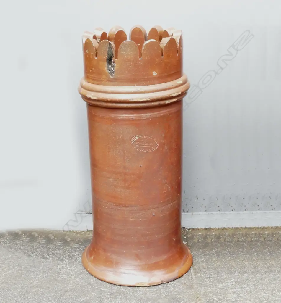 A NZ colonial Carder Brothers of Ponsonby chimney pot Image 1++