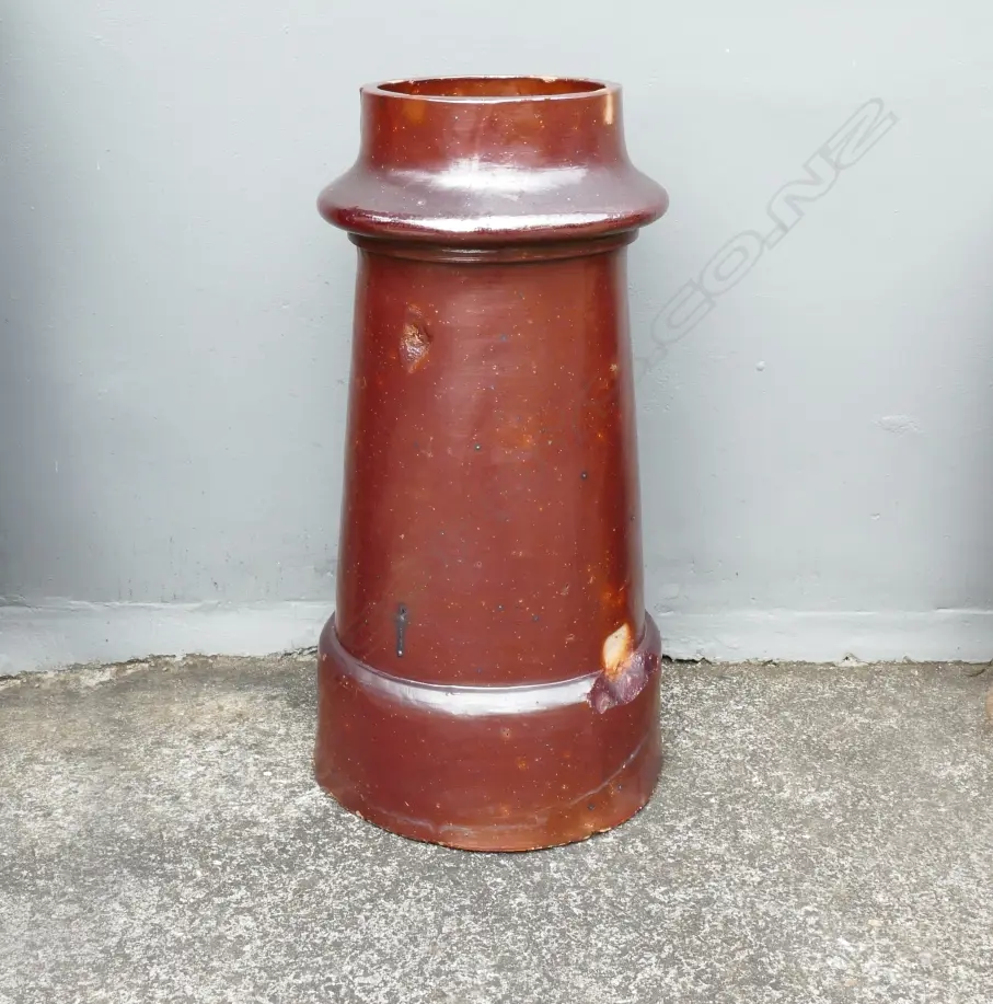 A New Zealand colonial salt glazed chimney pot Image 1++